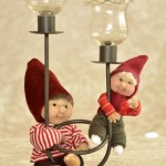 Lille nisse og mininisse på lysestage